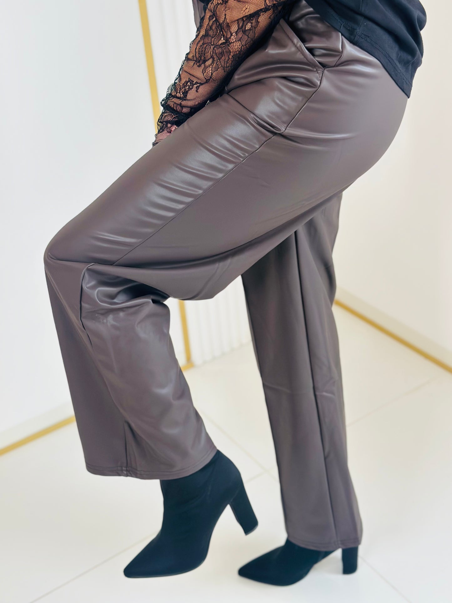 Spodnie z Ekoskóry Szeroka nogawka