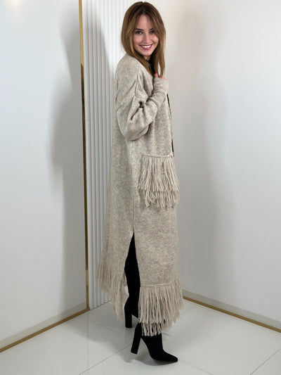 Długi Kardigan z Frędzlami