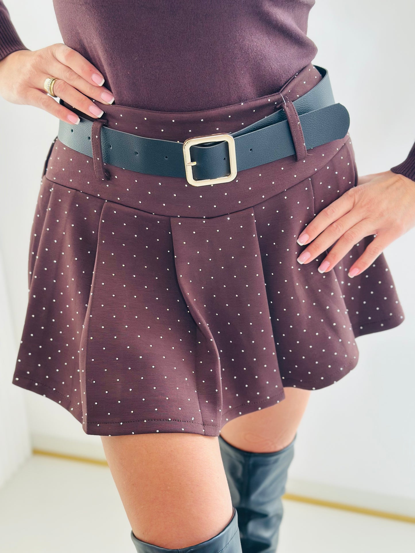 Spódniczka z cyrkoniami z Paskiem