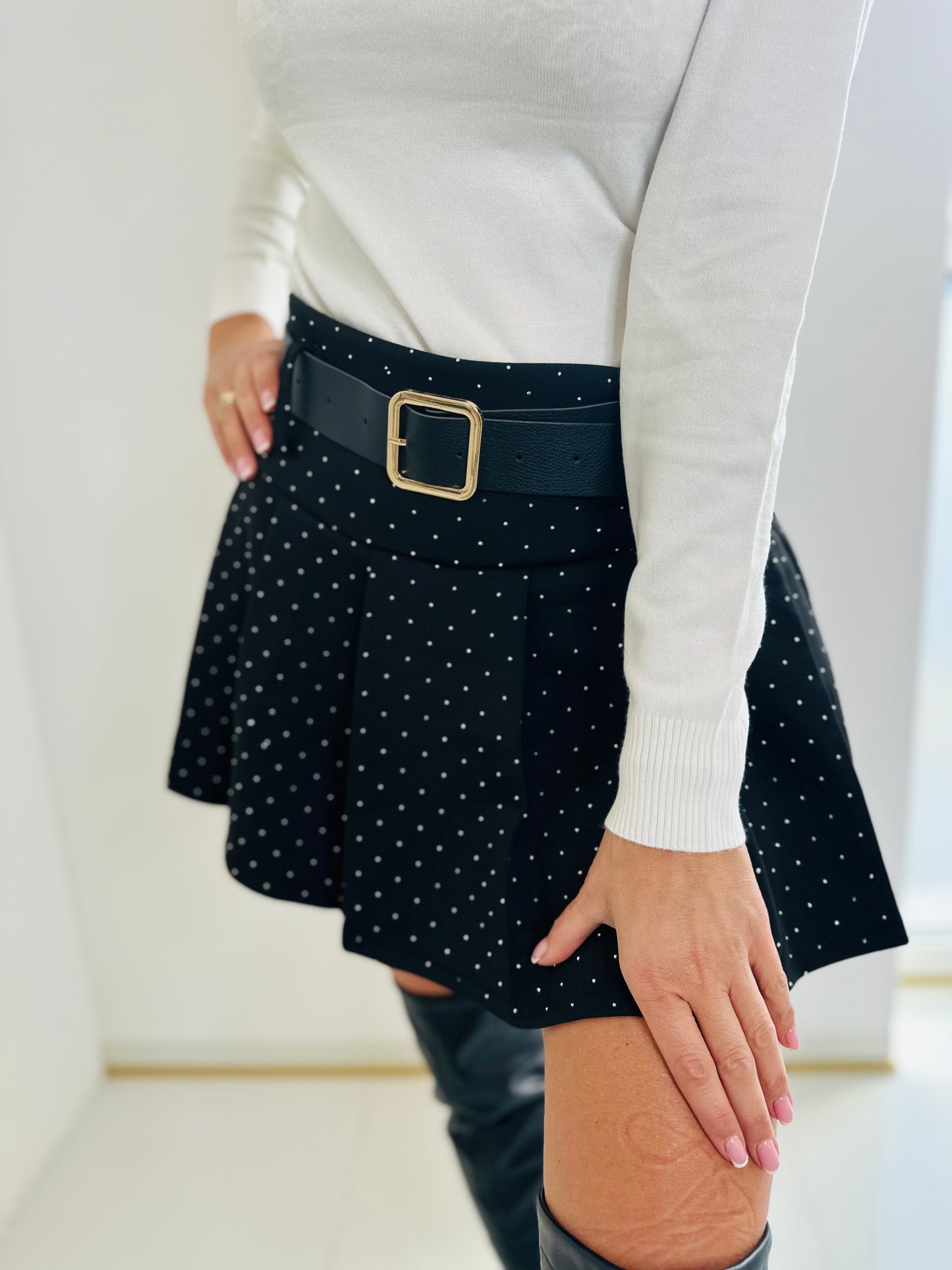 Spódniczka z cyrkoniami z Paskiem