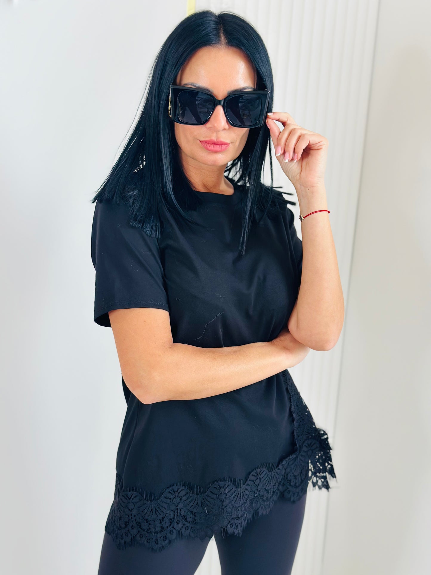 Bluzka T-Shirt z Koronkowym Wykończeniem