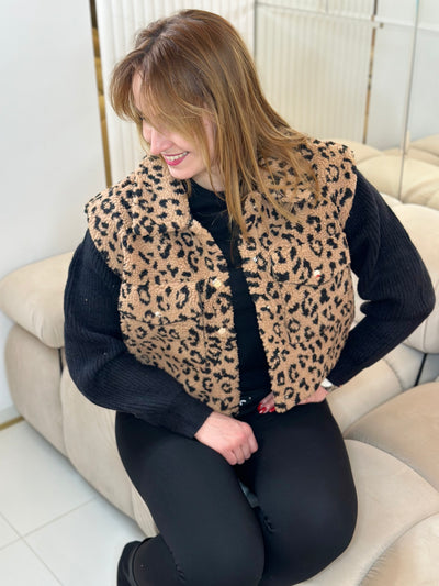 Puszysta Krótka Kurtka w Panterke